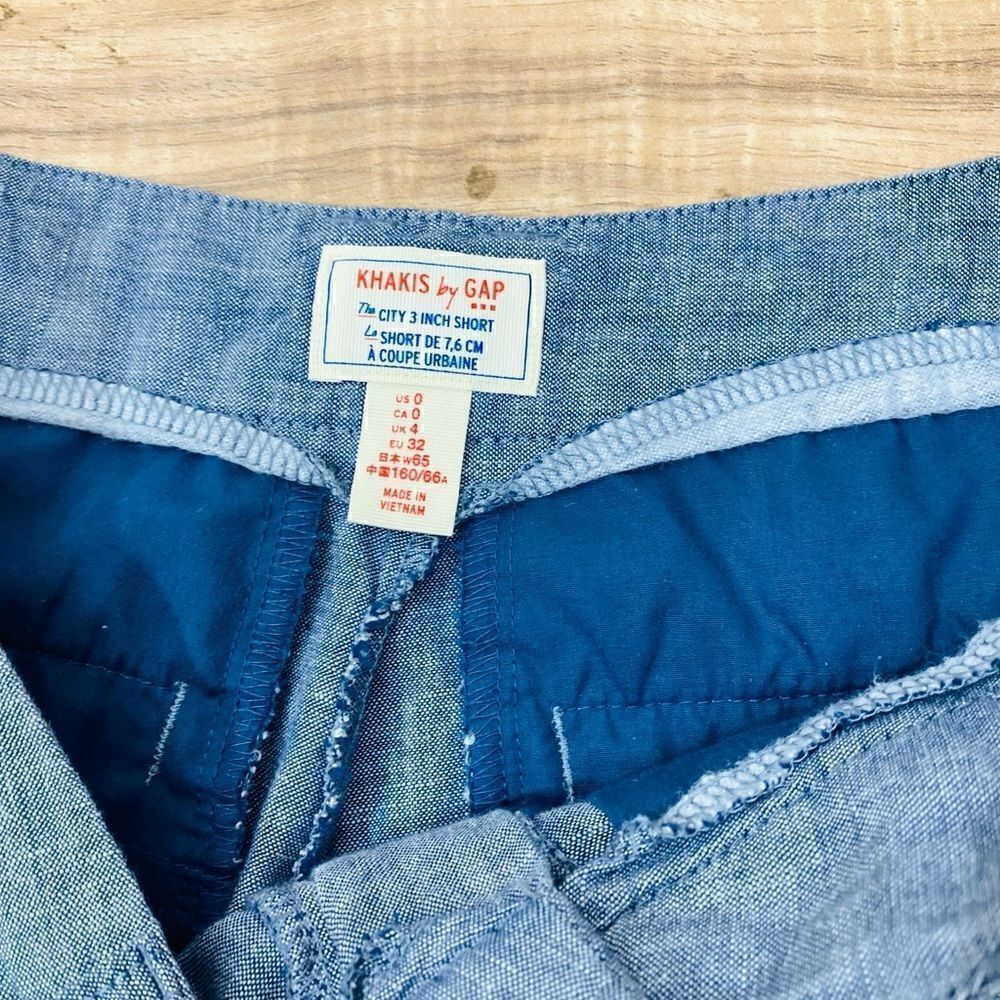 Khakis by Gap Flat Front Chambray City Shorts - Picture 6 of 7